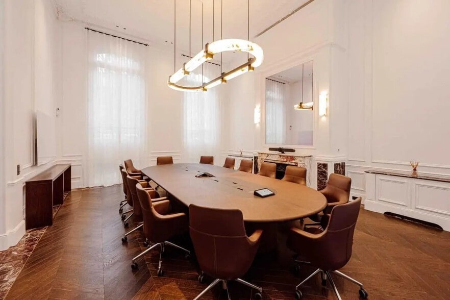 63 Avenue D'Iena, Paris à louer - Photo de l’immeuble – Image 1 sur 8