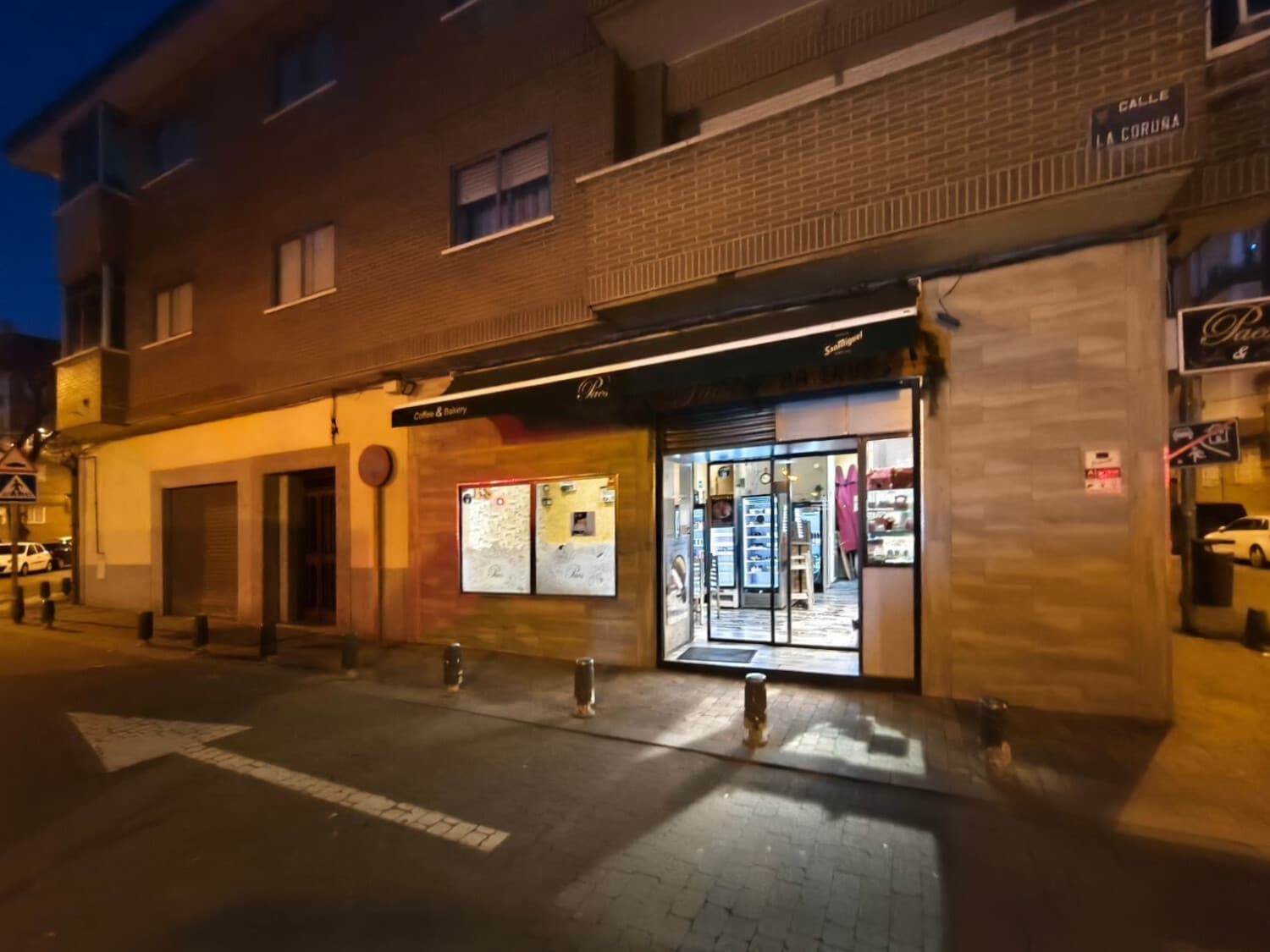 Local commercial dans Leganés, Madrid à louer Photo intérieure– Image 1 sur 7