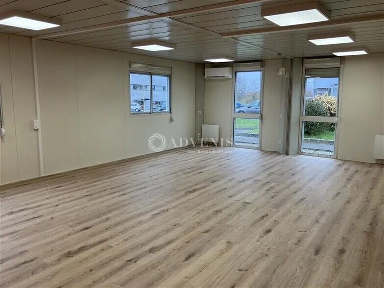 Bureau dans Bourges à louer - Photo intérieure – Image 2 sur 4