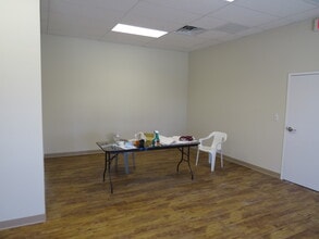 4007 W Alva St, Tampa, FL à louer Photo intérieure– Image 1 sur 7