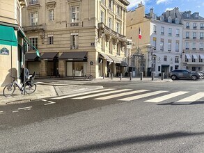 Rue Du Faubourg Saint-Honoré, Paris à louer Photo intérieure– Image 1 sur 12