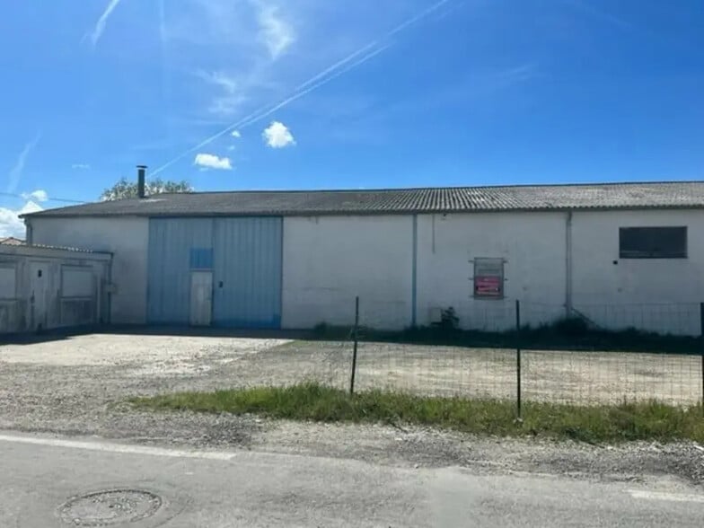 Industriel/Logistique dans Ambarès-et-Lagrave à louer - Photo de l’immeuble – Image 3 sur 5