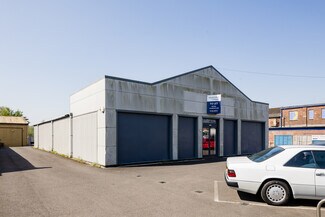 Plus de détails pour 110-112 Southampton Rd, Salisbury - Local commercial à louer