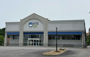 3350 North Rd, Poughkeepsie, NY à louer Photo intérieure– Image 1 sur 5