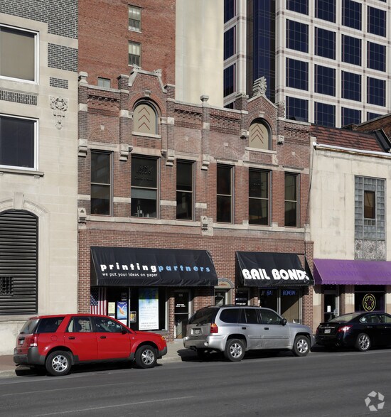 106-114 N Delaware St, Indianapolis, IN à louer - Photo principale – Image 1 sur 2
