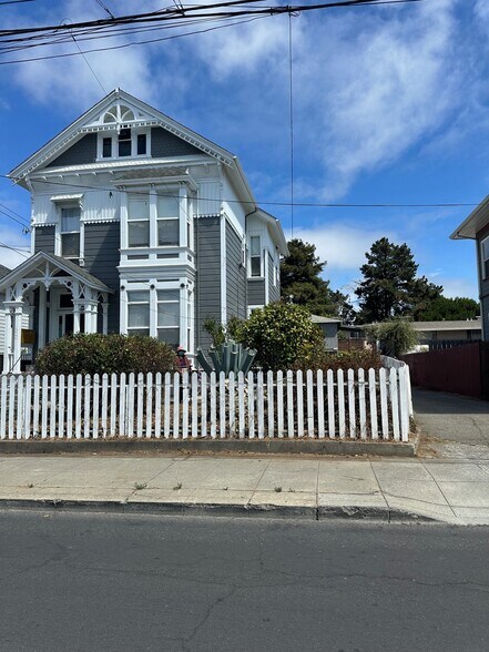 1520 Willow St, Alameda, CA à vendre - Photo de l’immeuble – Image 2 sur 9