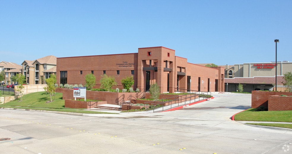 6116 Oakbend Trl, Fort Worth, TX à louer - Photo principale – Image 1 sur 7