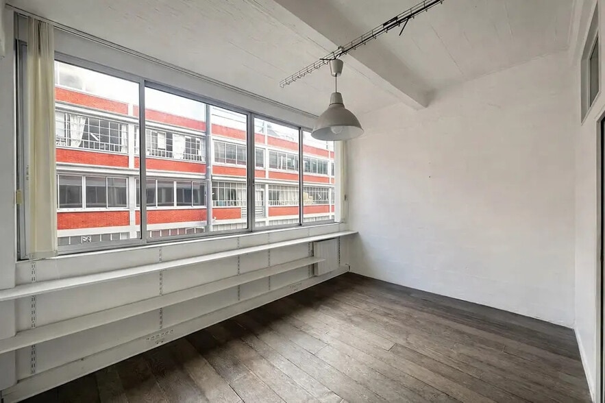 Bureau dans Paris à louer - Photo intérieure – Image 3 sur 4