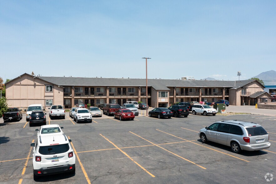 380 W 7200 S, Midvale, UT à louer - Photo de l’immeuble – Image 3 sur 4