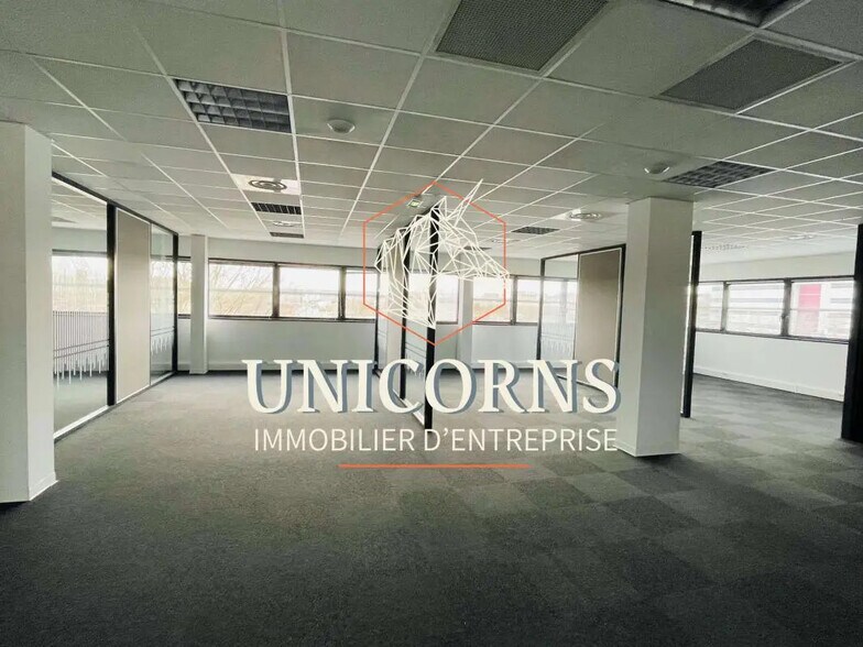 Bureau dans Colomiers à louer - Photo de l’immeuble – Image 1 sur 4