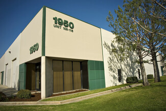 Plus de détails pour 1950 Compton Ave, Corona, CA - Industriel/Logistique à louer