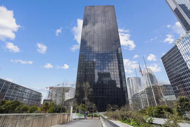 Plus de détails pour Bureau à louer