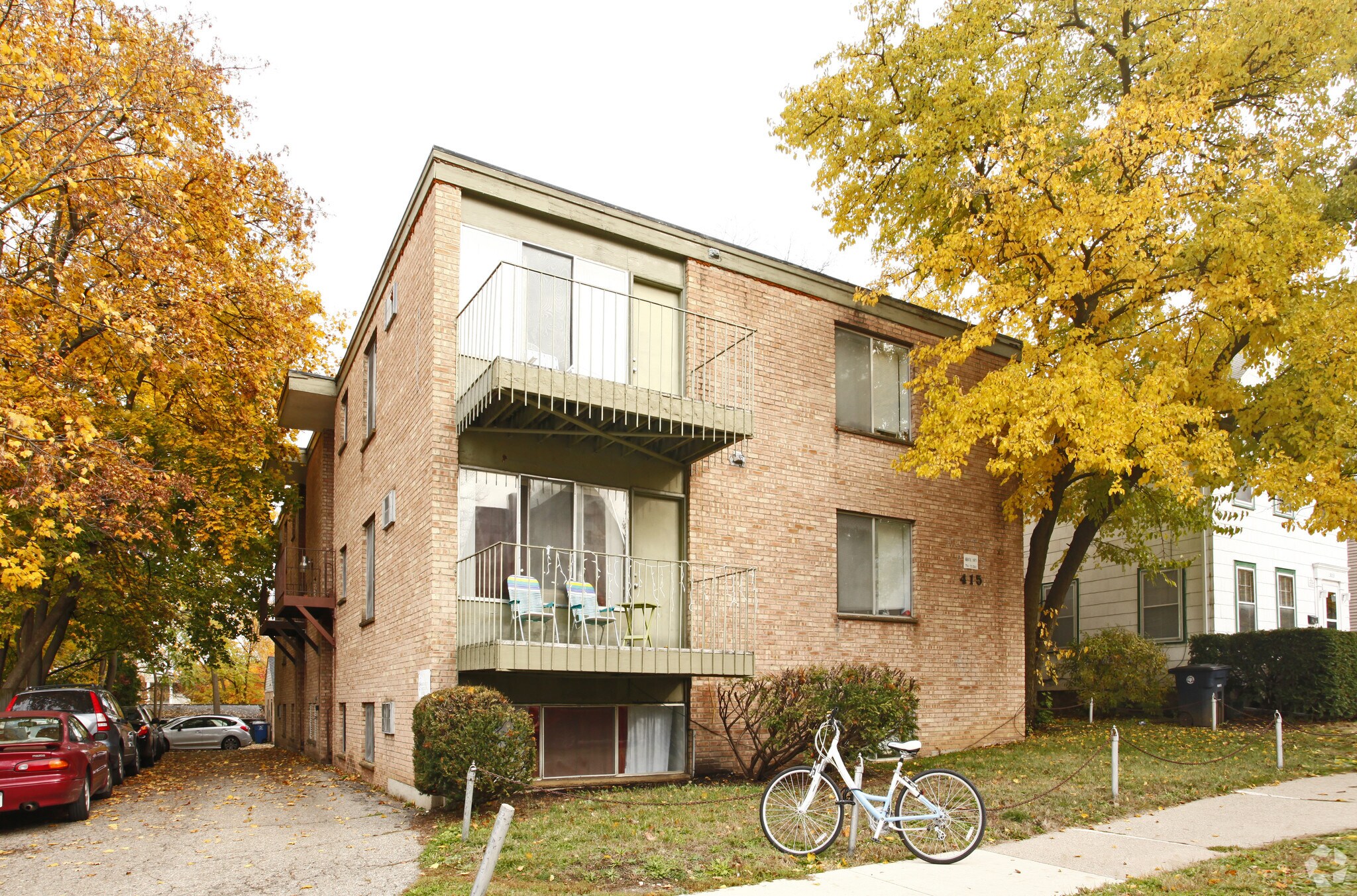 415 Lawrence St, Ann Arbor, MI à vendre Photo principale– Image 1 sur 3