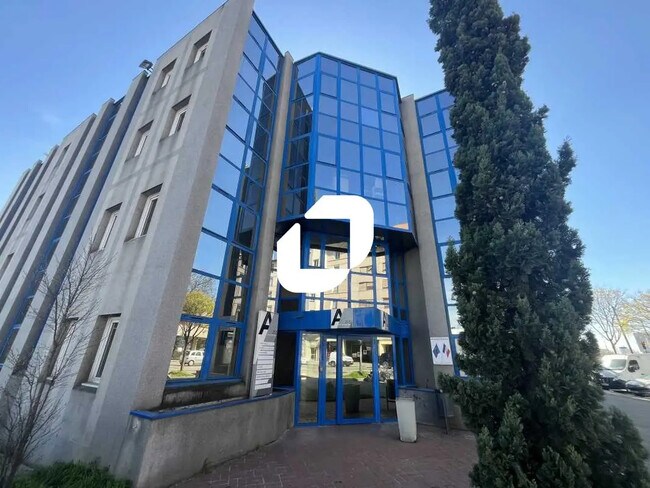 Plus de détails pour Bureau à louer