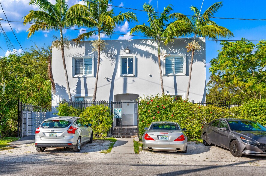 121 NE 55th St, Miami, FL à vendre - Photo principale – Image 1 sur 31