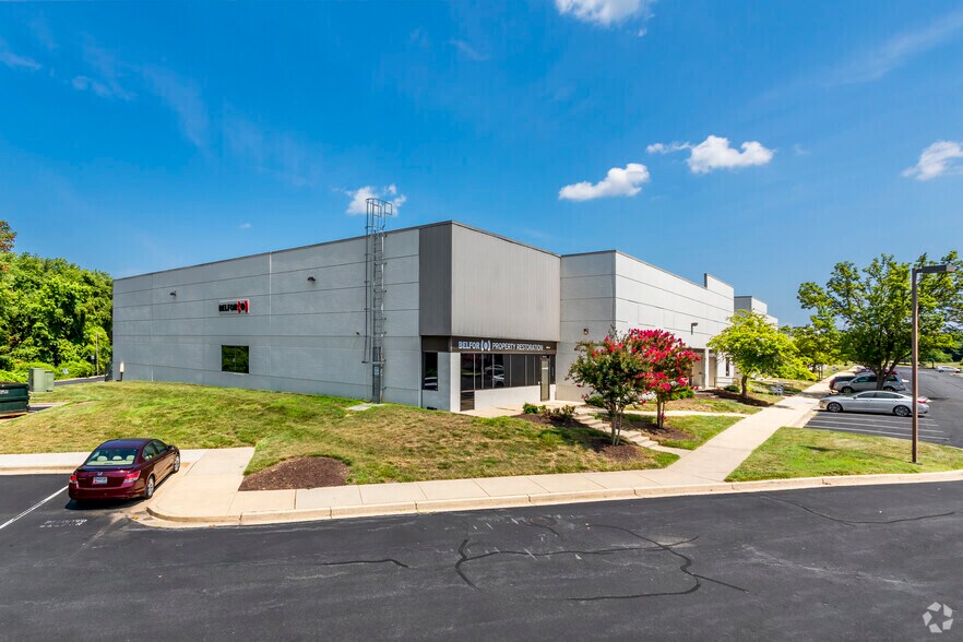 12000 Indian Creek Ct, Beltsville, MD à louer - Photo de l’immeuble – Image 3 sur 18