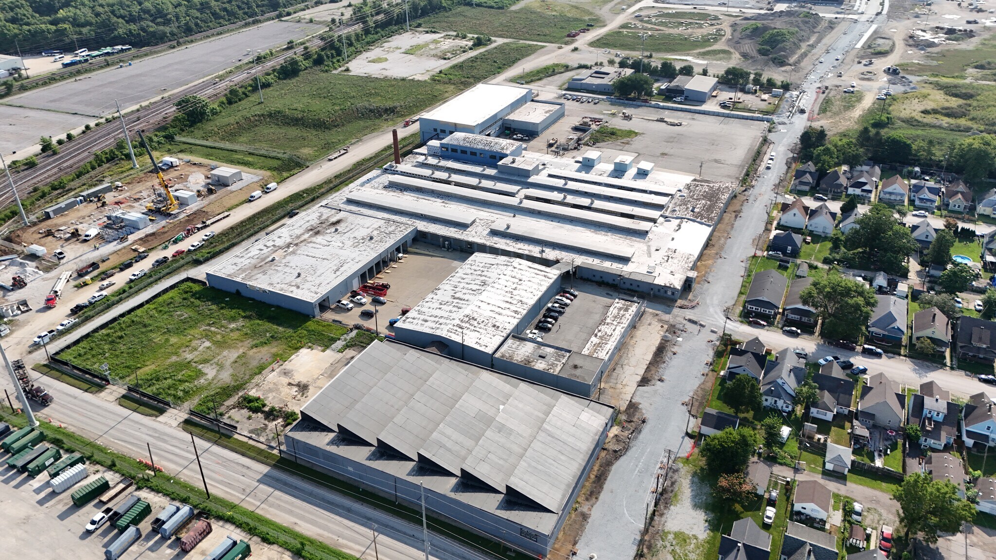 1428 W Henry St, Indianapolis, IN à louer Photo principale– Image 1 sur 6