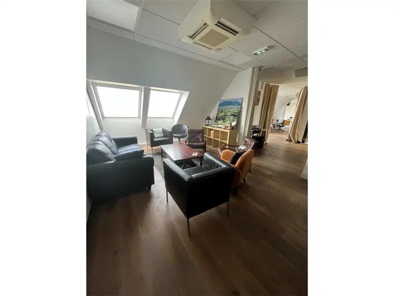 Bureau dans Boulogne-Billancourt à louer - Photo intérieure – Image 2 sur 17