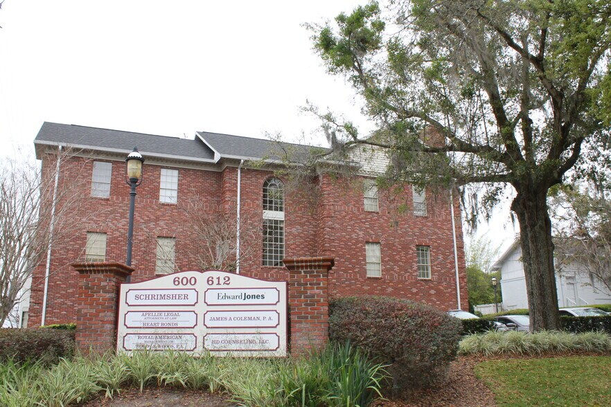 600-612 E Colonial Dr, Orlando, FL à louer - Photo de l’immeuble – Image 3 sur 5