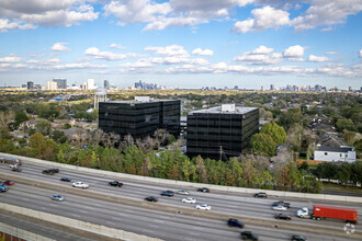 6575 West Loop South, Bellaire, TX - VUE AÉRIENNE  vue de carte