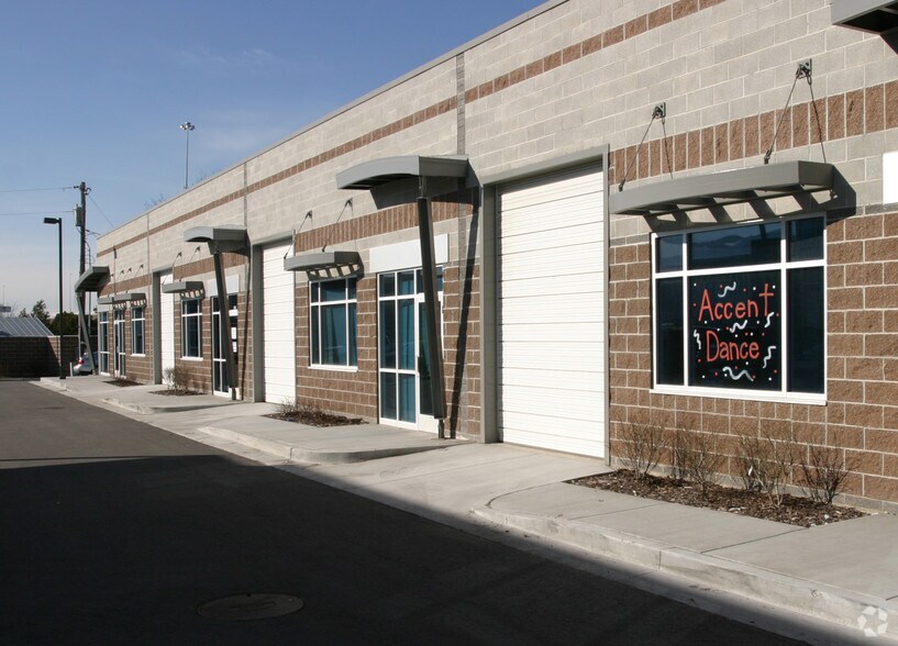 318-328 Quail Trax Pl, Salt Lake City, UT à louer - Photo de l’immeuble – Image 3 sur 4