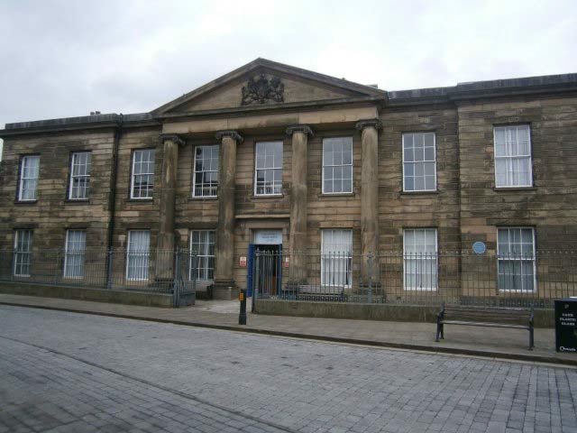 2 Front St, Pontefract à louer - Photo principale – Image 1 sur 1