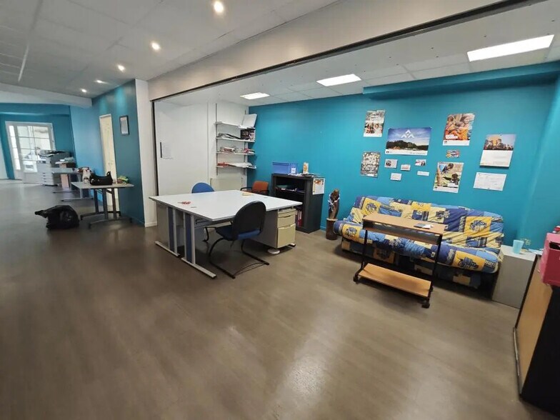 Bureau dans Lille à vendre - Photo de l’immeuble – Image 2 sur 3