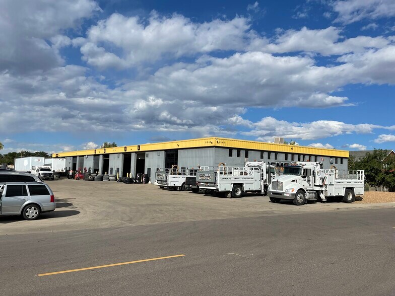 5245 E 69th Ave, Commerce City, CO à louer - Photo de l’immeuble – Image 1 sur 22
