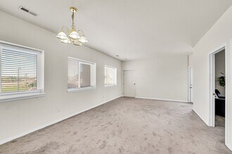 20210 E Smoky Hill Rd, Aurora, CO à louer Photo intérieure– Image 1 sur 11