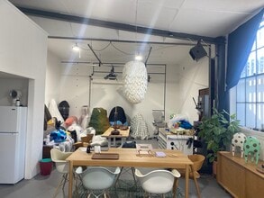 725 Gilman St, Berkeley, CA à louer Photo intérieure– Image 1 sur 18