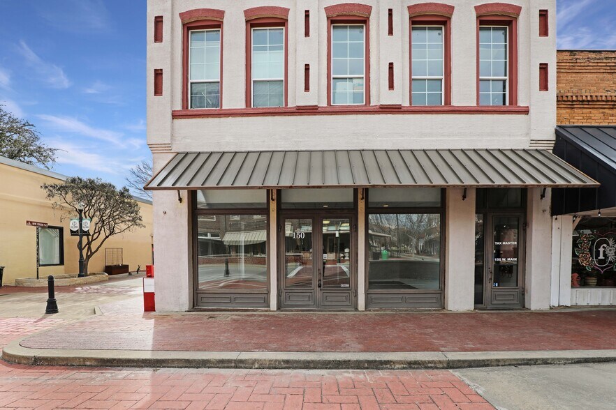 150 W Main St, Lewisville, TX à louer - Photo de l’immeuble – Image 3 sur 60