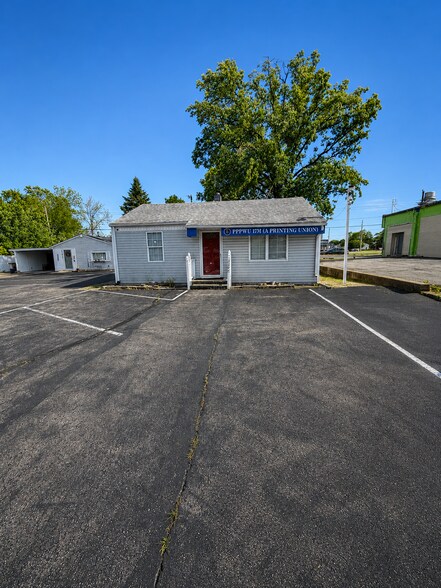 2207 Fowler St, Anderson, IN à vendre - Photo de l’immeuble – Image 1 sur 12