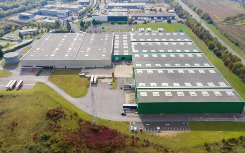 Industriel/Logistique dans Villeneuve-Saint-Germain à louer - Photo de l’immeuble – Image 1 sur 8