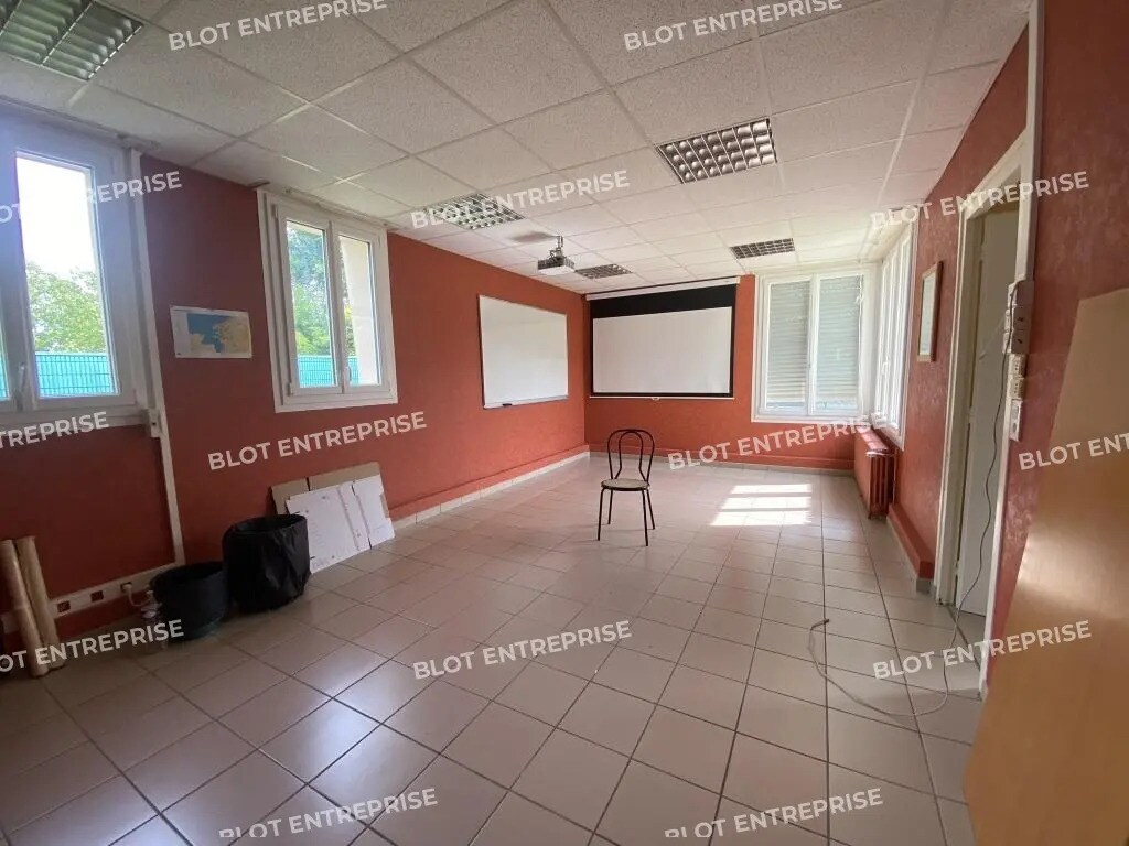 Bureau dans Pleurtuit à vendre Photo intérieure– Image 1 sur 14