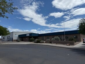 1791 W Dairy Pl, Tucson, AZ à louer Photo intérieure– Image 1 sur 7