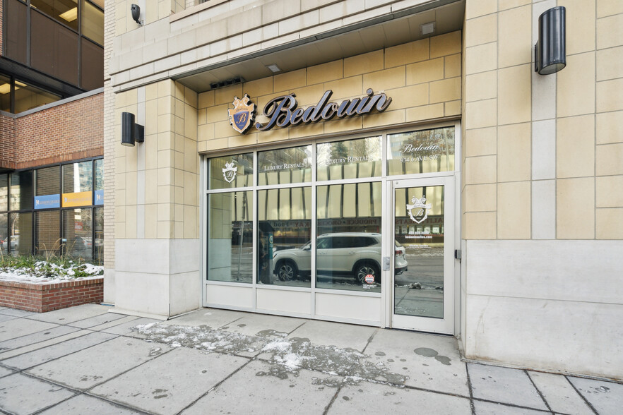 934 6 Av SW, Calgary, AB à louer - Photo de l’immeuble – Image 2 sur 25