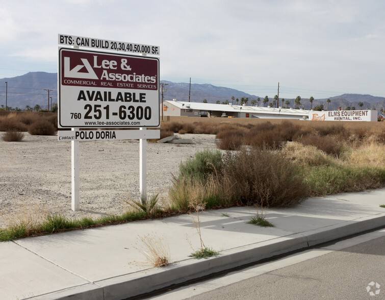 80921 Industrial Pl, Indio, CA à vendre - Photo principale – Image 1 sur 3