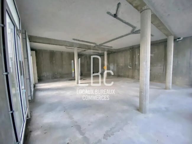 Plus de détails pour 8 Rue Des Marchandises, Nantes - Local commercial à vendre