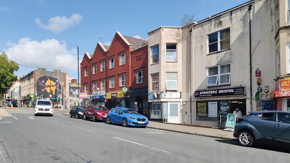 40-48 Stokes Crof, Bristol à vendre - Photo de l’immeuble – Image 2 sur 3