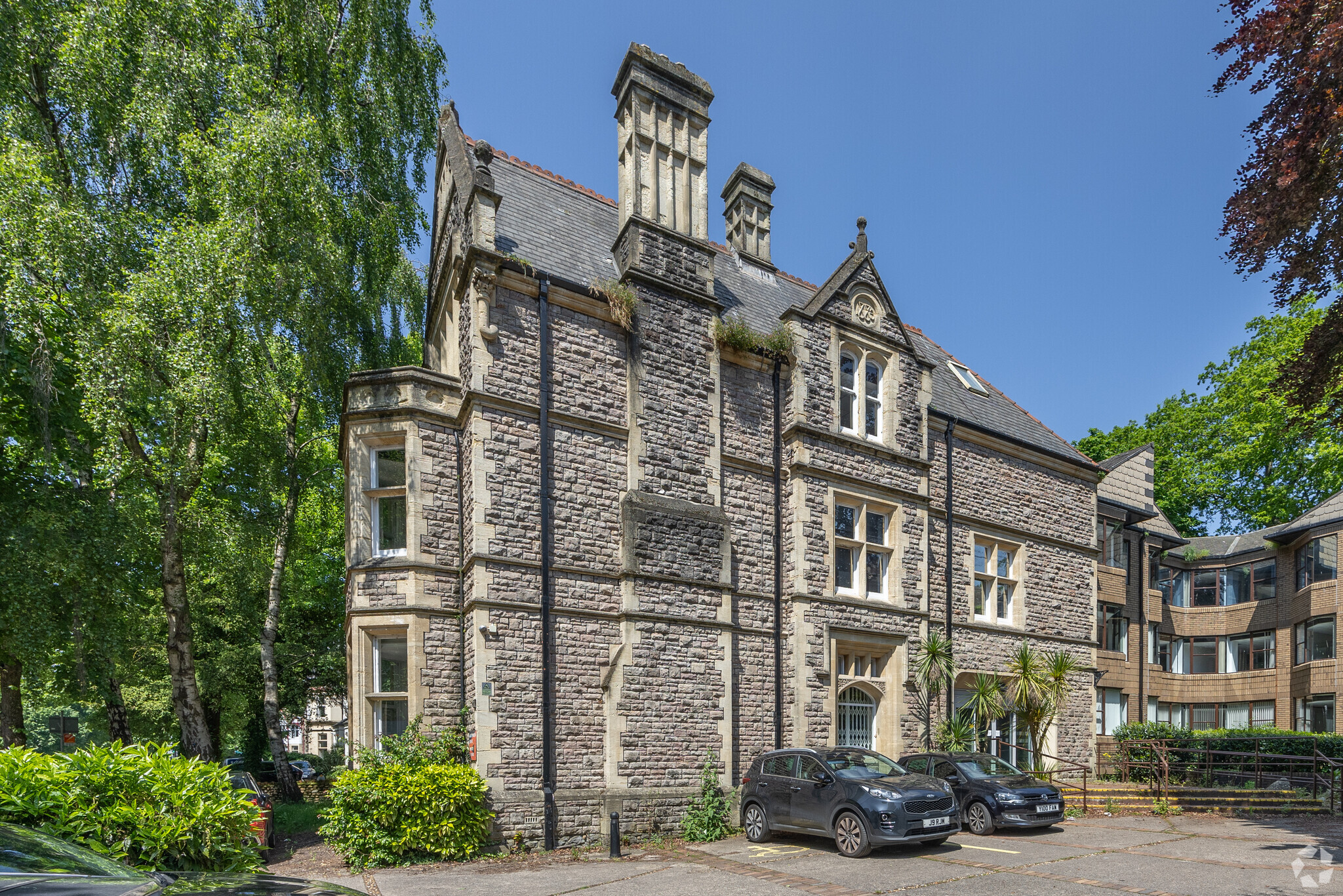24 Cathedral Rd, Cardiff à louer Photo principale– Image 1 sur 15