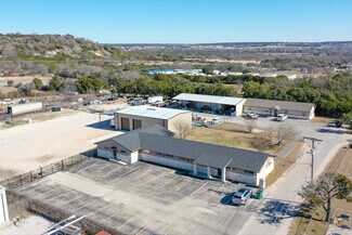 Plus de détails pour 320 Southland Dr, Burnet, TX - Bureau à vendre