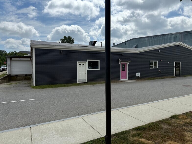 40 Beharrell St, Concord, MA à louer - Photo de l’immeuble – Image 3 sur 7