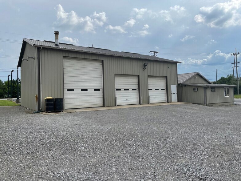 501 E Robb Ave, Lima, OH à vendre - Photo de l’immeuble – Image 1 sur 15