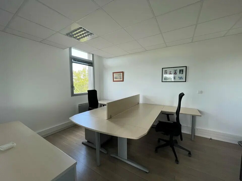 Bureau dans Vannes à vendre Photo de l’immeuble– Image 1 sur 4