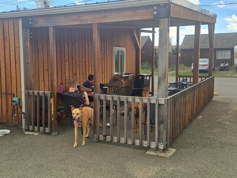 500 W North St, Enterprise, OR à vendre - Photo de l’immeuble – Image 3 sur 26