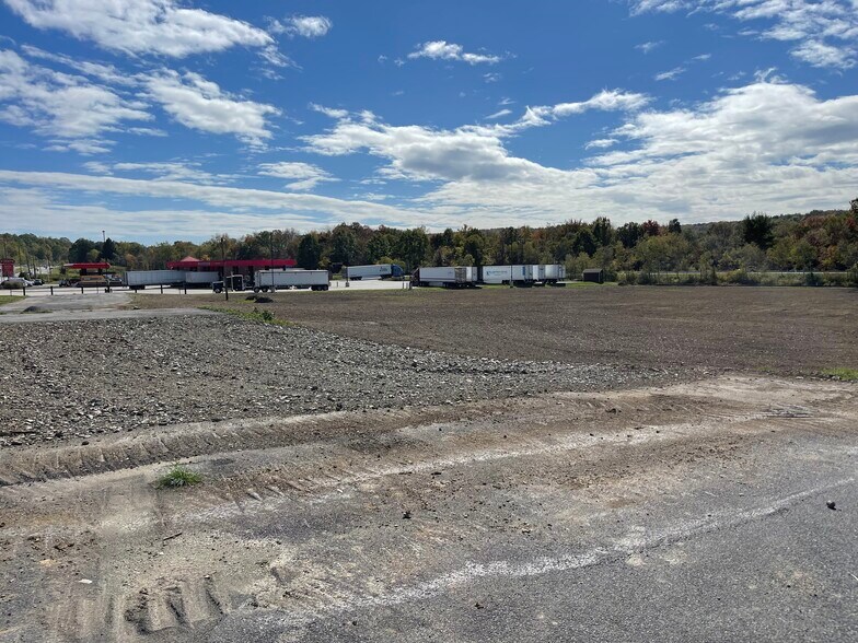 1977 Rich Hwy, Dubois, PA à louer - Photo de l’immeuble – Image 3 sur 5