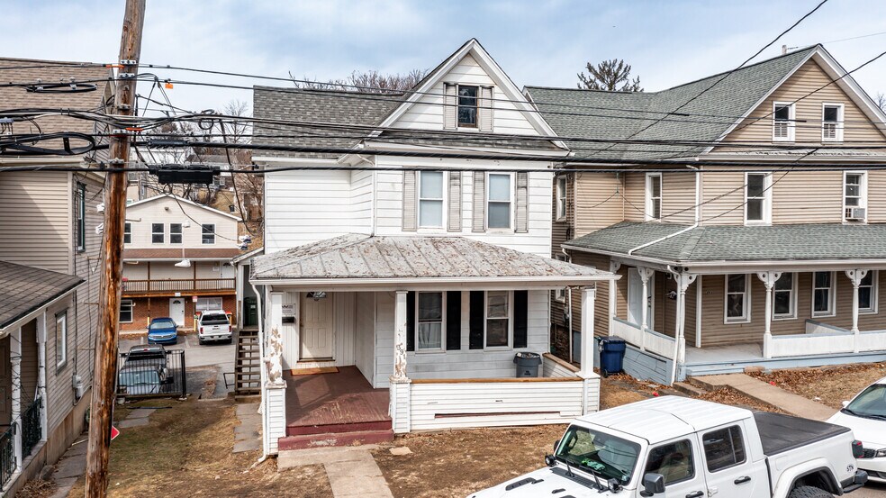 385 Lightstreet Rd, Bloomsburg, PA à vendre - Photo de l’immeuble – Image 3 sur 10