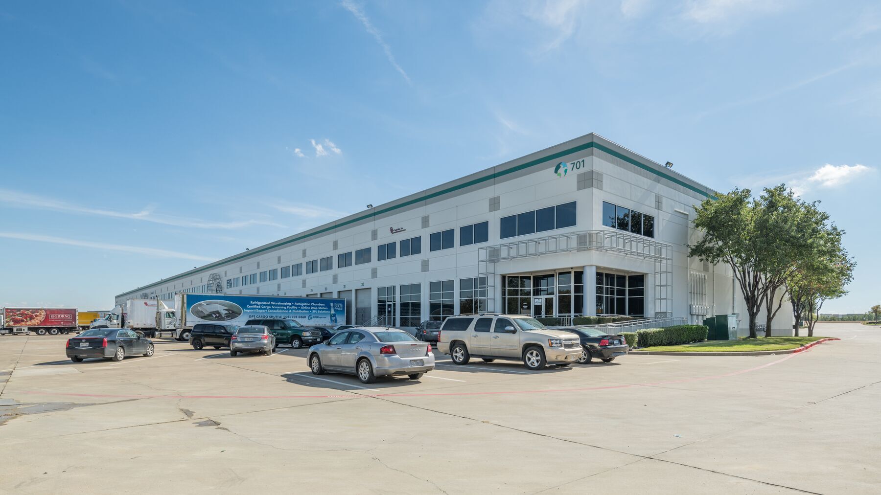 801 Hanover Dr, Grapevine, TX à louer Photo de l’immeuble– Image 1 sur 20
