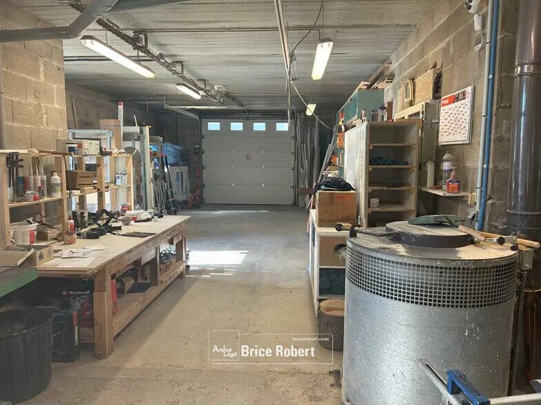 Local d’activités dans Messimy à louer - Photo intérieure – Image 3 sur 14