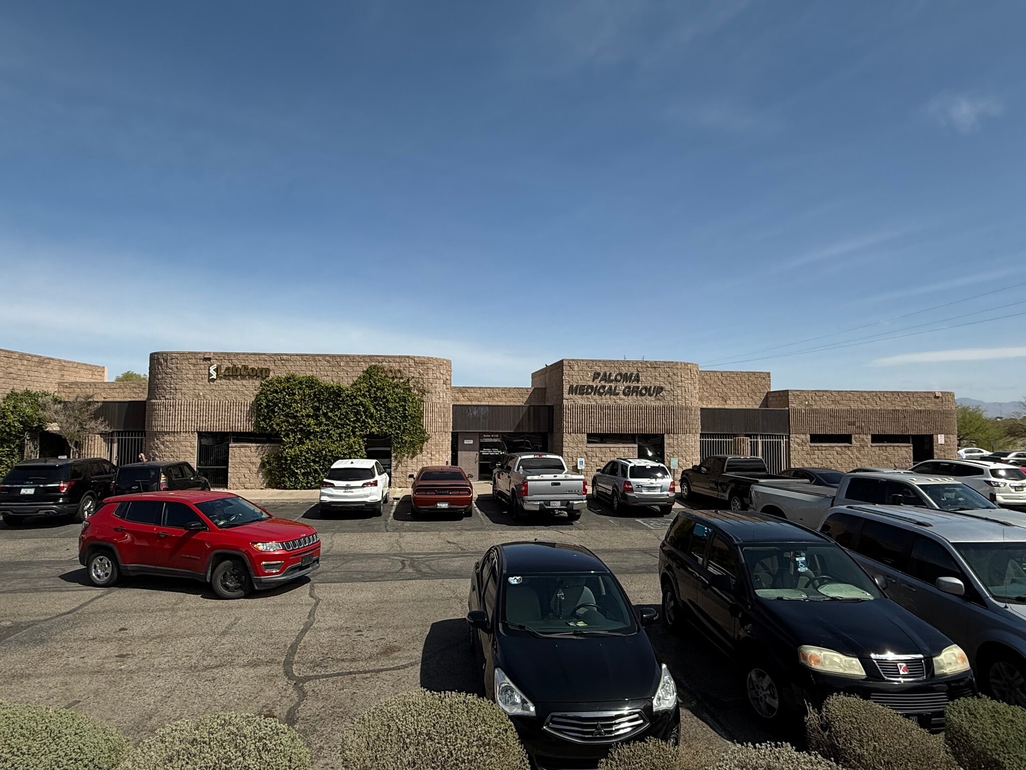 1400 W Valencia Rd, Tucson, AZ à vendre Photo de l’immeuble– Image 1 sur 3